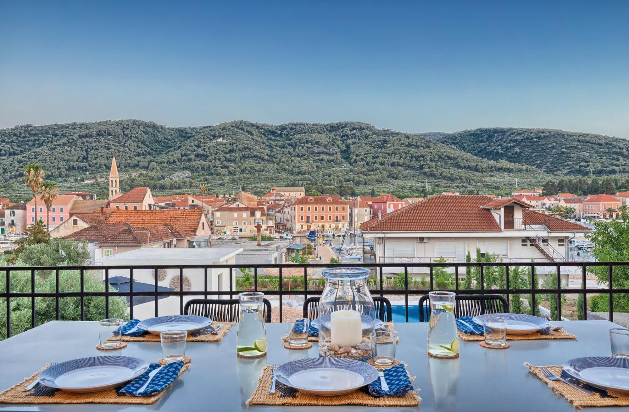 Hvar Luxury Villa And Pool With View In Heart Of Stari Grad สตารีกราด ภายนอก รูปภาพ